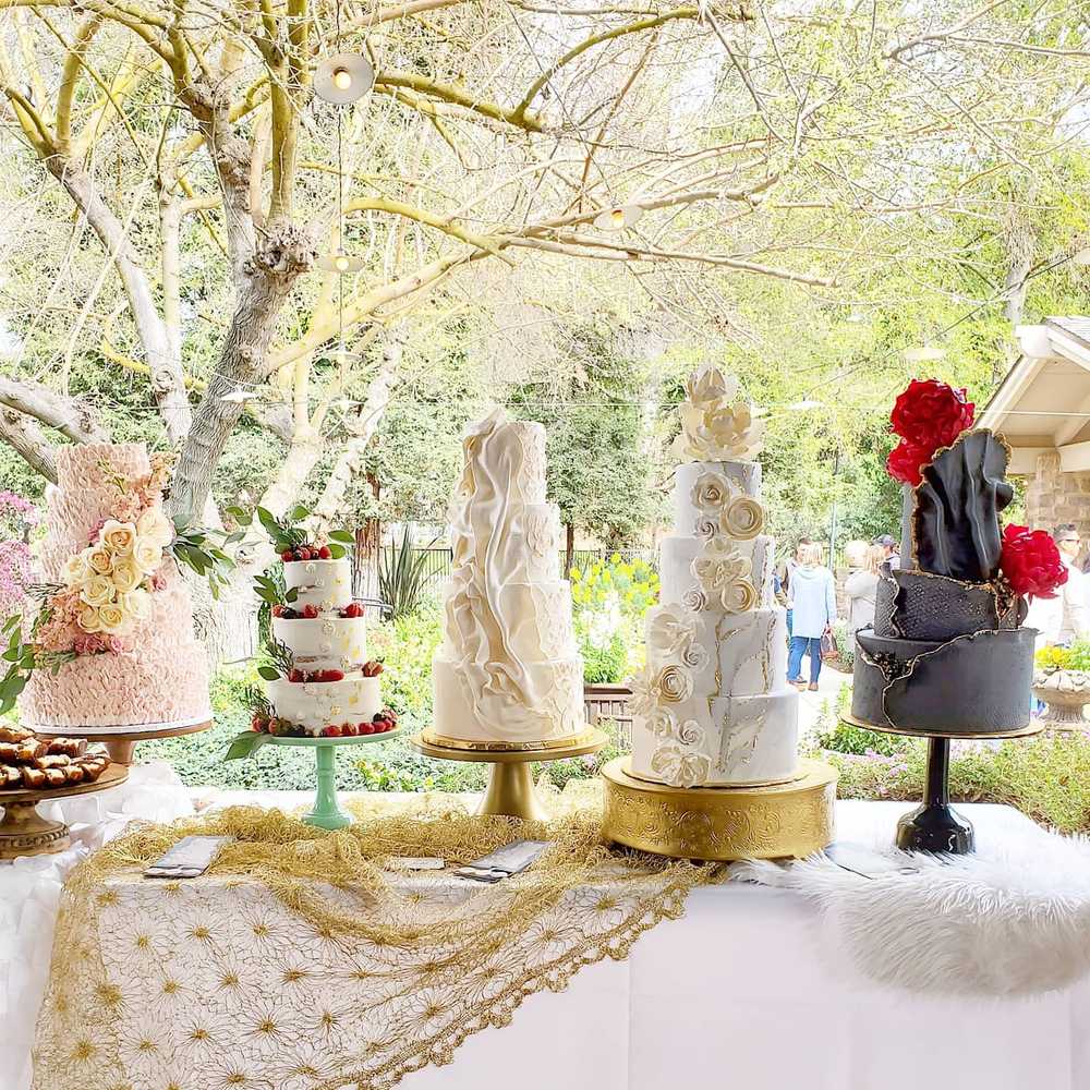 Frosted Cakery
