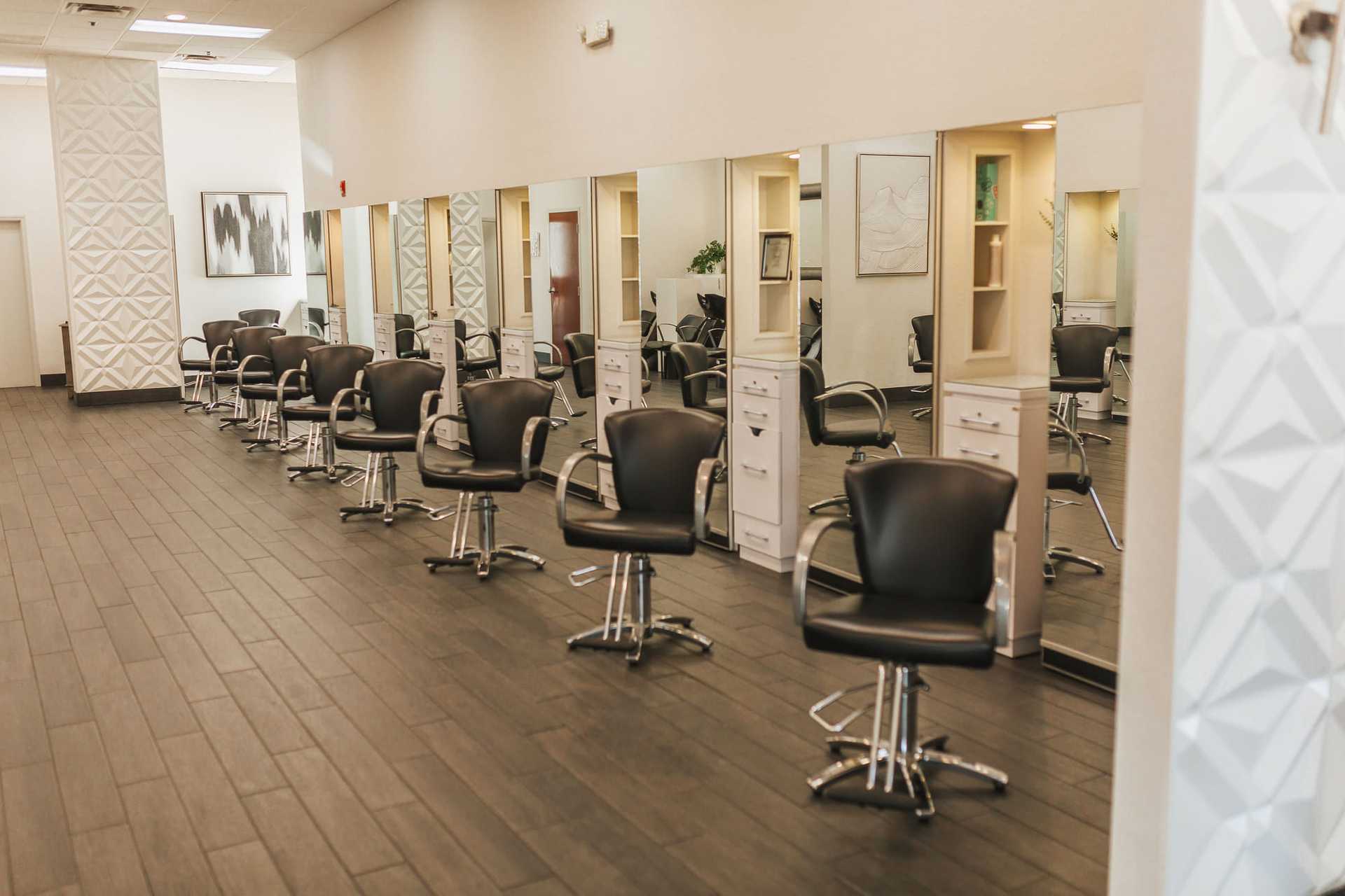 Bella Lina Cruz Salon