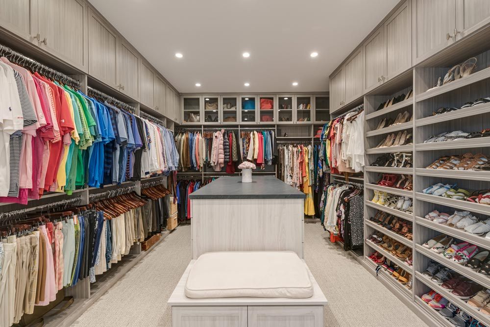 Cutting Edge Closets